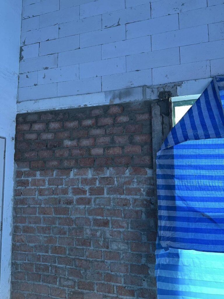 Building Renovation Before 18