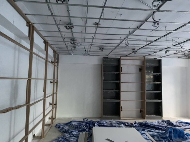 Building Renovation Before 21