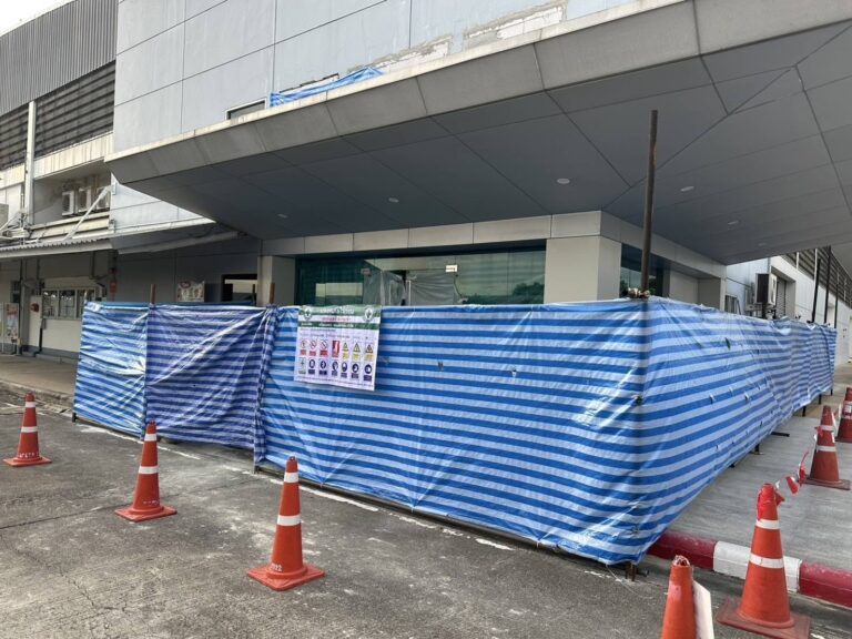 Building Renovation Before 22